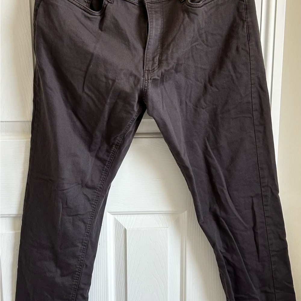 Classic Men's Charcoal Chinos